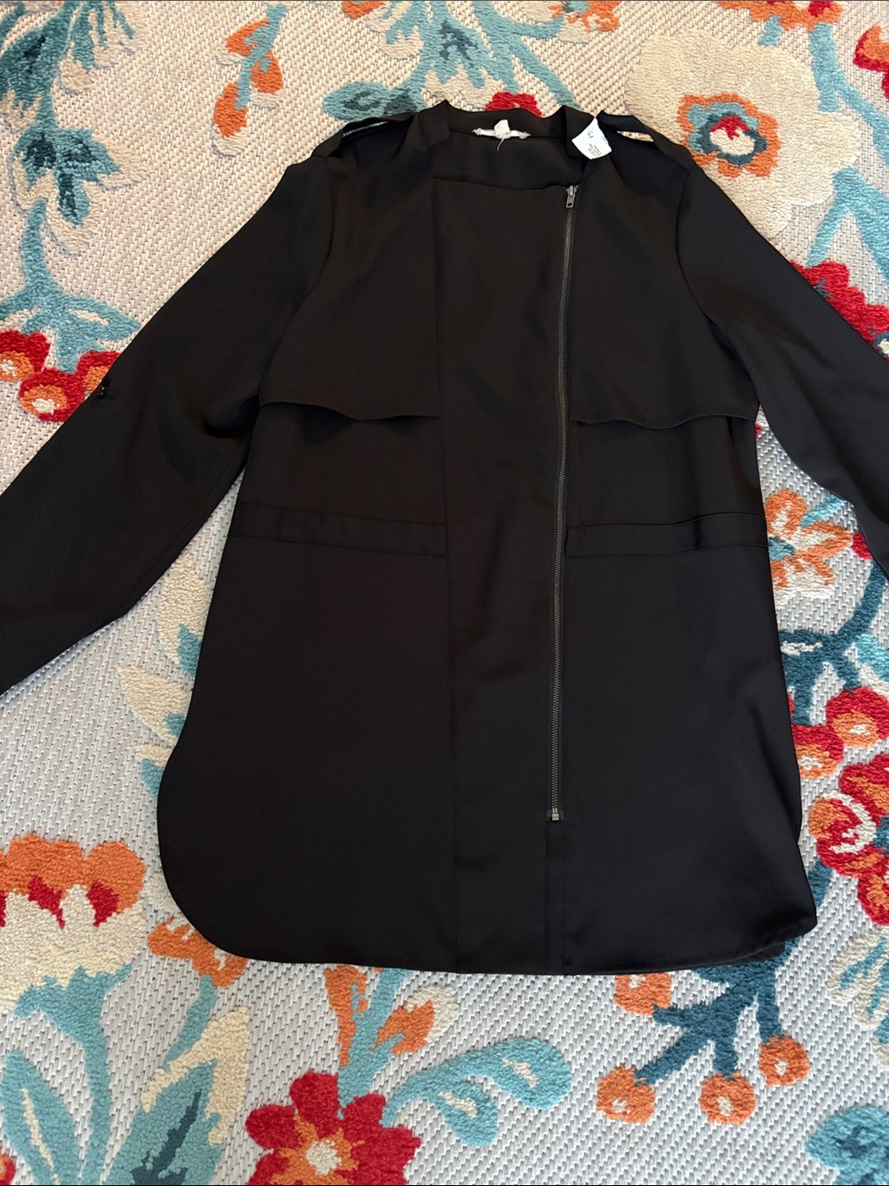 Women's Black Zip-Front Lightweight top